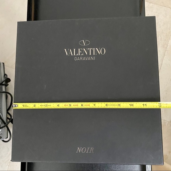 AUTH VALENTINO GARAVANI BLACK SHOE BOX - Picture 12 of 12